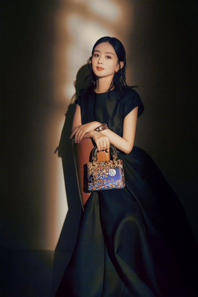 Mặc dân tình xì xầm chê bai, Triệu Lệ Dĩnh một lần nữa khẳng định danh hiệu Đại sứ Dior Trung Quốc chưa hề bị mất - Ảnh 5.