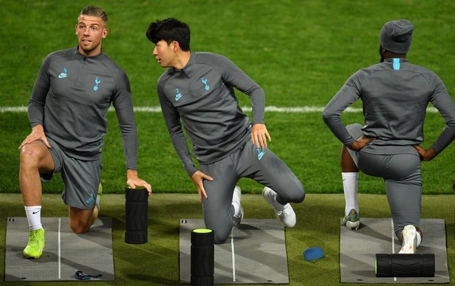 Son Heung-min chính thức được xóa thẻ đỏ sau cú vào bóng gián tiếp khiến đồng nghiệp gãy chân - Ảnh 3.