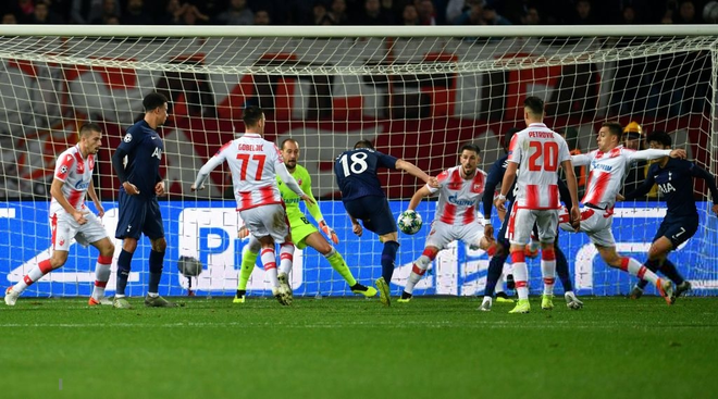 Nén nỗi buồn ra sân thi đấu, Son Heung-min tỏa sáng rực rỡ giúp đội nhà đại thắng ở Champions League - Ảnh 3.