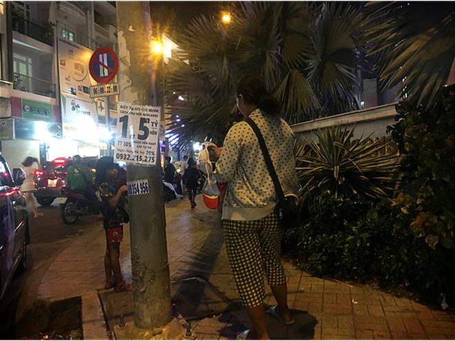 Loạt ảnh đặc tả cảnh trẻ thơ bị đày đọa công khai ở TPHCM - Ảnh 6.