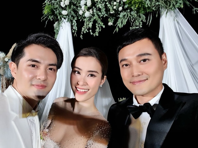 Quang Vinh, Ninh Dương Lan Ngọc là khách mời tới muộn nhất siêu đám cưới Đông Nhi, tiếc nuối vì bỏ lỡ cảnh hoàng hôn cực lãng mạn - Ảnh 3.