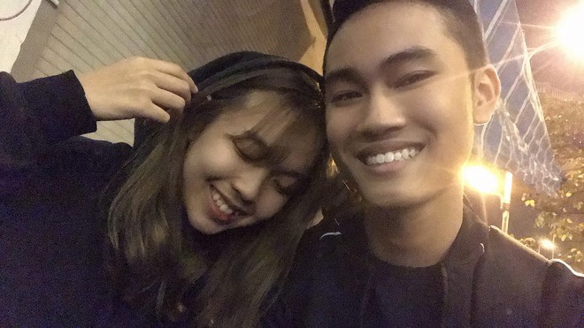 Chị Dậu Văn T&acirc;n l&ecirc;n đồ vest cực điển trai đi ăn cưới &Ocirc;ng Gi&aacute;o, c&ocirc;ng khai người y&ecirc;u hơn tuổi xinh xắn rồi n&agrave;y - Ảnh 4.