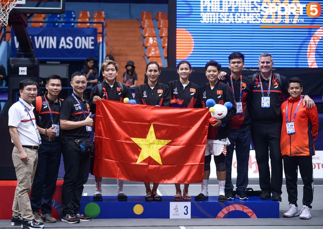 Bóng rổ Việt Nam viết nên trang sử mới sau 2 tấm huy chương lịch sử tại SEA Games 30 - Ảnh 4.