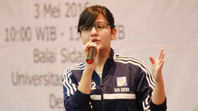 Tổng thư ký xinh đẹp bật khóc khi tiễn U22 Indonesia đến SVĐ, quyết thắng trận chung kết SEA Games 30 với Việt Nam - Ảnh 6.