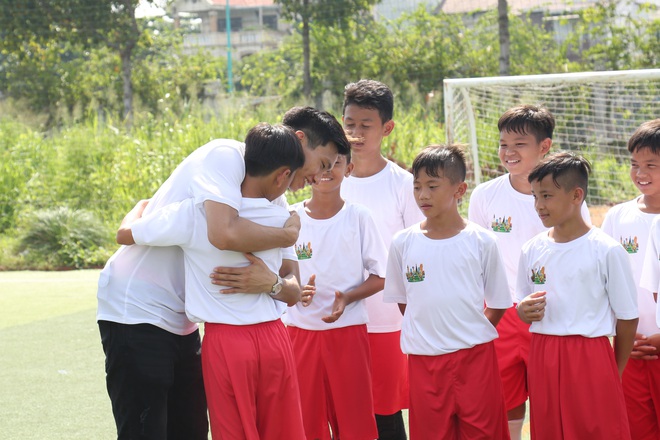 Đoàn Văn Hậu: Không nghĩ đến điều gì ngoài bóng đá, Hậu luôn tập trung vào trận đấu vì thầy và gia đình luôn ở phía sau! - Ảnh 8.