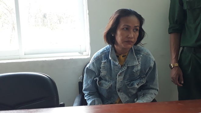 Được tại ngoại chờ ng&agrave;y chấp h&agrave;nh &aacute;n phạt, người phụ nữ vẫn tiếp tục t&agrave;ng trữ ma tu&yacute; - Ảnh 1.