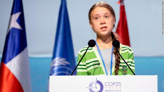 Tổng thống phá rừng Brazil buông lời xúc phạm Greta Thunberg: Loại nhãi con - Ảnh 2.