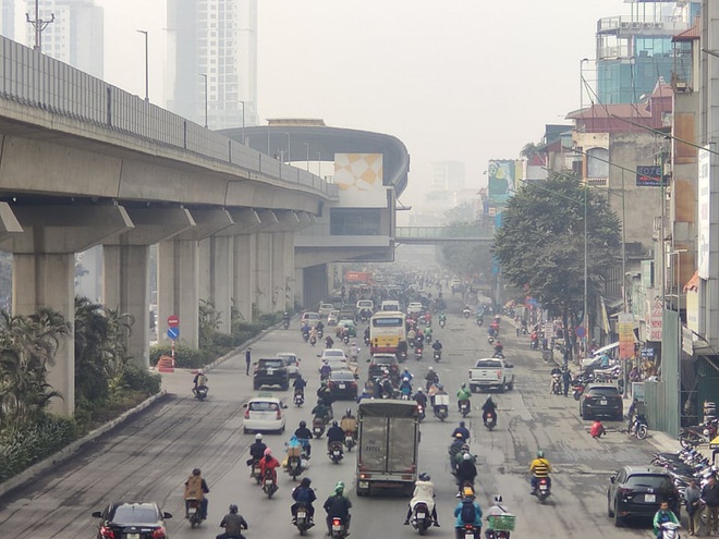 Kh&#244;ng kh&#237; H&#224; Nội tiếp tục ở mức &#244; nhiễm nặng, rất c&#243; hại cho sức khỏe - Ảnh 1.