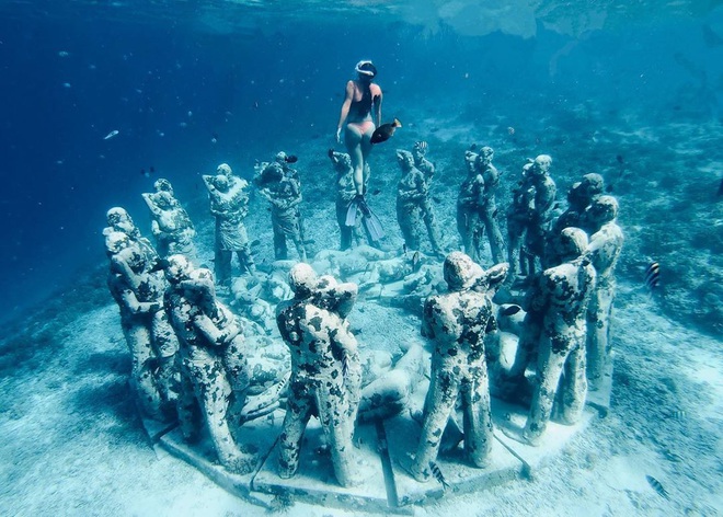 Lặn biển và kết bạn với… những pho tượng, trải nghiệm kỳ lạ chỉ có tại khu vườn điêu khắc dưới đáy đại dương ở Indonesia - Ảnh 17.