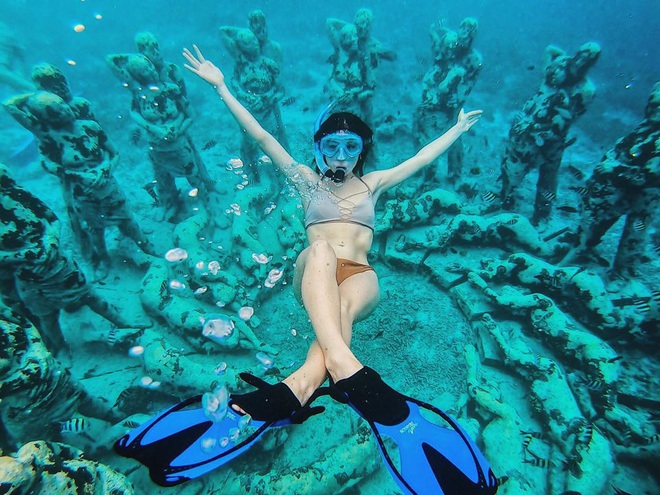 Lặn biển và kết bạn với… những pho tượng, trải nghiệm kỳ lạ chỉ có tại khu vườn điêu khắc dưới đáy đại dương ở Indonesia - Ảnh 10.