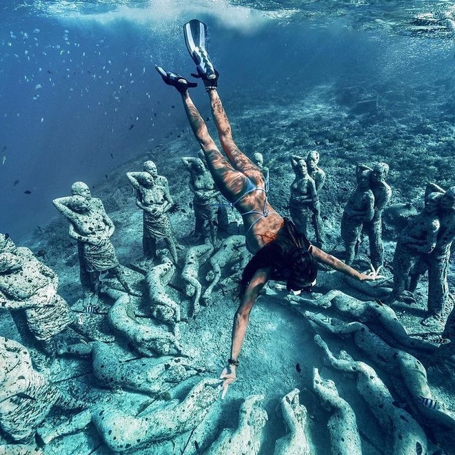 Lặn biển và kết bạn với… những pho tượng, trải nghiệm kỳ lạ chỉ có tại khu vườn điêu khắc dưới đáy đại dương ở Indonesia - Ảnh 5.