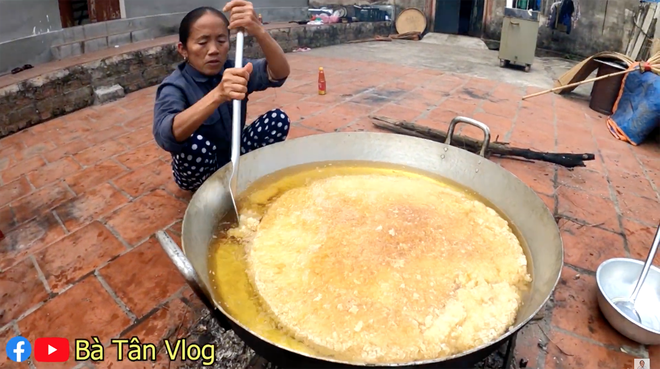 Lại toang rồi: cơm cháy siêu to khổng lồ của Bà Tân Vlog vỡ tan tành, một lần nữa bà lại thất bại rồi! - Ảnh 6.