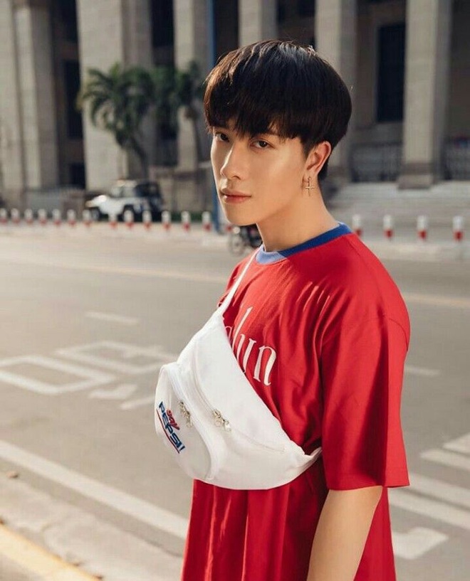 Fanboy cuồng kêu tên thành viên Monstar: mê Jungkook (BTS) và Ong Seong Woo (Wanna One) tới nỗi like dạo lên chức fan cứng của fanpage  cũng khoe rối rít! - Ảnh 3.