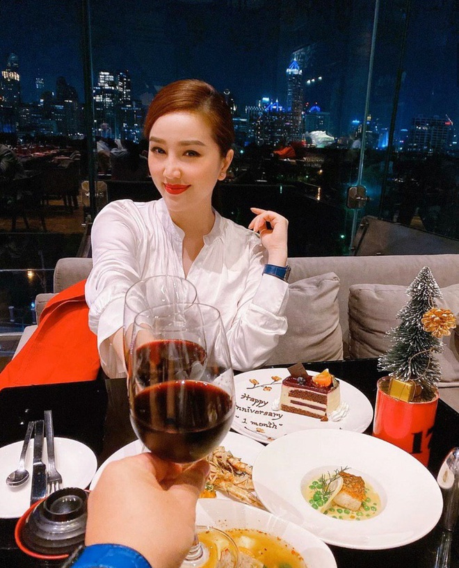 Cách Bảo Thy kỷ niệm 1 tháng ngày cưới với ông xã doanh nhân: Hẹn hò cực lãng mạn, nhưng không gọi chồng mới lạ - Ảnh 2.