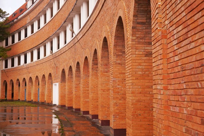 Top trường Đại học sang chảnh, kiến trúc đẳng cấp, học phí trăm triệu đến vài tỷ dành cho hội nhà giàu ở Việt Nam - Ảnh 12.