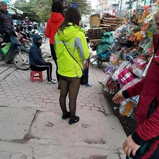 3 lỗi cơ bản khiến sao Việt k&eacute;m duy&ecirc;n khi diện quần tất: C&aacute;c chị em n&ecirc;n tr&aacute;nh để kh&ocirc;ng vướng v&agrave;o vết xe đổ - Ảnh 17.