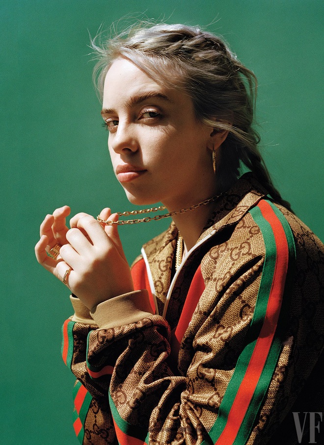 Billie Eilish: 5 chiếc kèn vàng Grammy ở tuổi 18, Nữ hoàng nhạc trầm cảm và từng bước trở thành gương mặt đại diện cho thế hệ trẻ thời đại mới? - Ảnh 5.