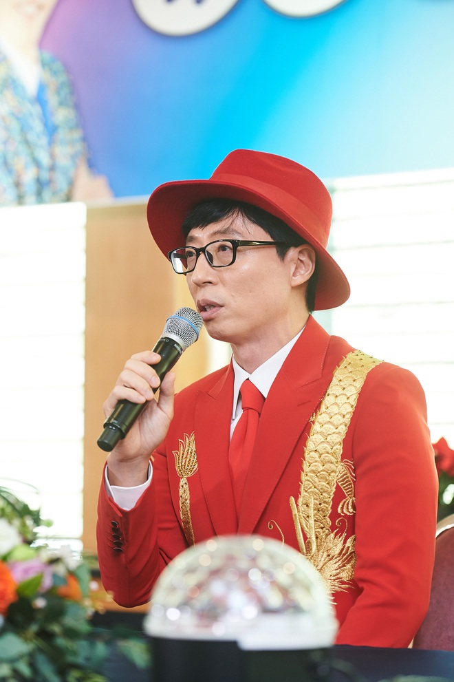 Giữa lùm xùm quấy rối tình dục, bài phỏng vấn của Yoo Jae Suk bỗng gây chú ý: Tôi đã mất cảnh giác - Ảnh 1.