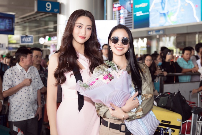 Lương Thùy Linh đón Miss World 2013 đến Việt Nam: Megan Young 7 năm rồi vẫn quá đẹp, nhưng đại diện Việt không kém cạnh - Ảnh 3.