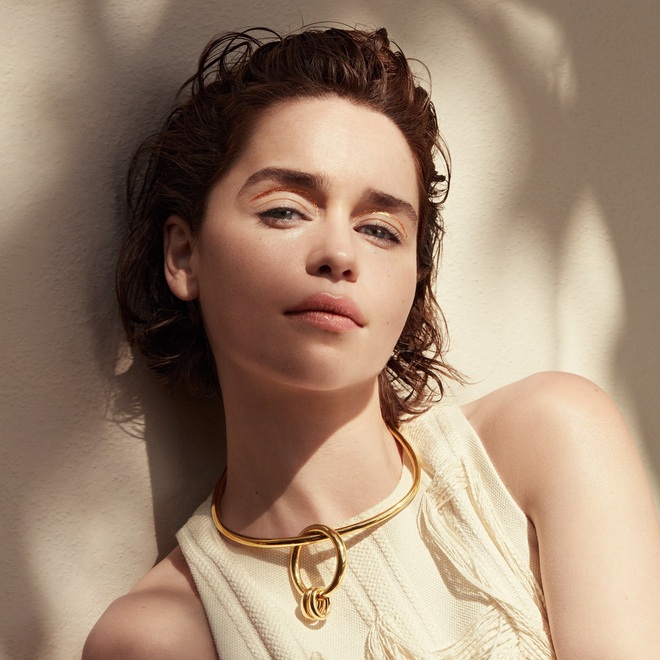 Hành trình Mẹ Rồng Emilia Clarke khi từ mỹ nhân lộ ngực gây sốc thành nữ hoàng rom-com mới - Ảnh 8.