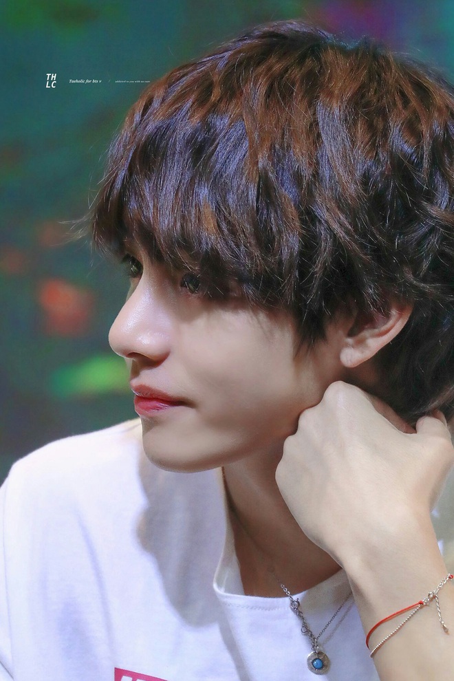 2 nam idol sở hữu sống mũi hiếm c&oacute; kh&oacute; gặp trong Kpop: Hết như ho&agrave;ng tử truyện tranh lại được so với Leonardo DiCaprio - Ảnh 5.