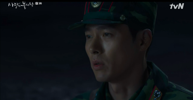 Học mánh thoát nguy từ phim Hàn Quốc, Hyun Bin hôn tài phiệt Son Ye Jin cực ngọt ở tập 3 Tình Yêu Hạ Cánh - Ảnh 10.
