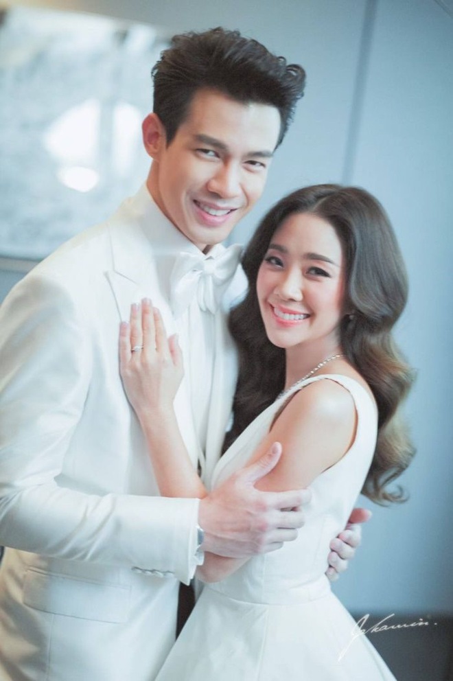5 hôn lễ hot nhất showbiz Thái 2019: Ác nữ Tình yêu không có lỗi mê hồn, đám cưới sao đồng tính Chiếc lá bay gây sốt - Ảnh 22.