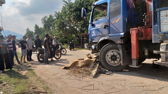 Thanh niên 23 tuổi bị xe tải tông chết thảm trên đường đi đón mẹ - Ảnh 3.