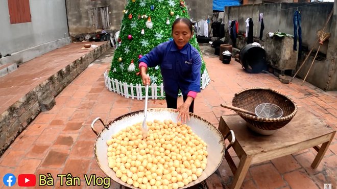 Bà Tân Vlog làm bánh nhãn, kết quả lại to bằng quả chanh: siêu to khổng lồ là đây chăng? - Ảnh 6.