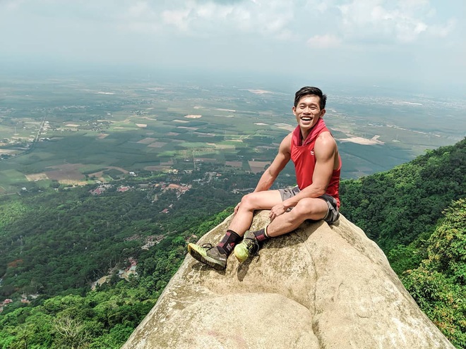 Thót tim cảnh check-in tại 4 mỏm đá sống ảo nổi tiếng nhất Việt Nam, muốn có ảnh đẹp phải chịu khó leo trèo và xếp hàng - Ảnh 25.