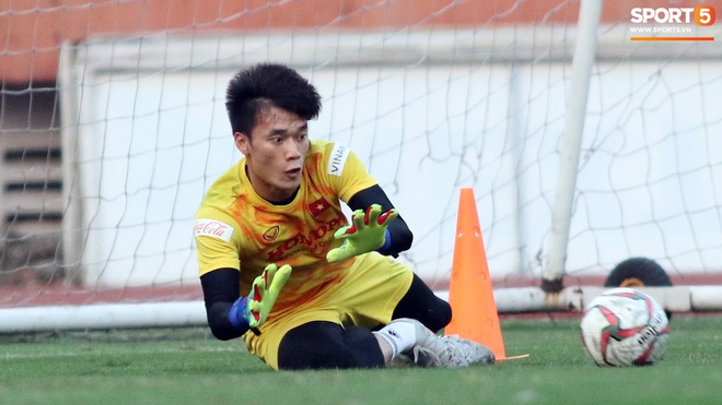Giáng sinh vừa dứt, cầu thủ U23 Việt Nam đã bở hơi tai vì bài test thể lực - Ảnh 13.
