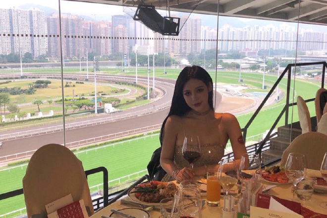 Định nghĩa mới của Toang: Khi loạt hot girl triệu follow bị b&oacute;c mẽ nhan sắc thật! - Ảnh 4.