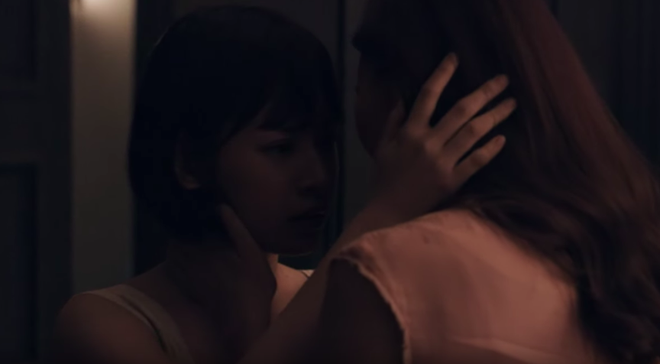 Em Gái Chi Pu quyến rũ đốt mắt, vừa nhảy sexy vừa khoe cảnh nóng với Thanh Hằng và Lãnh Thanh trong MV OST Chị Chị Em Em - Ảnh 5.