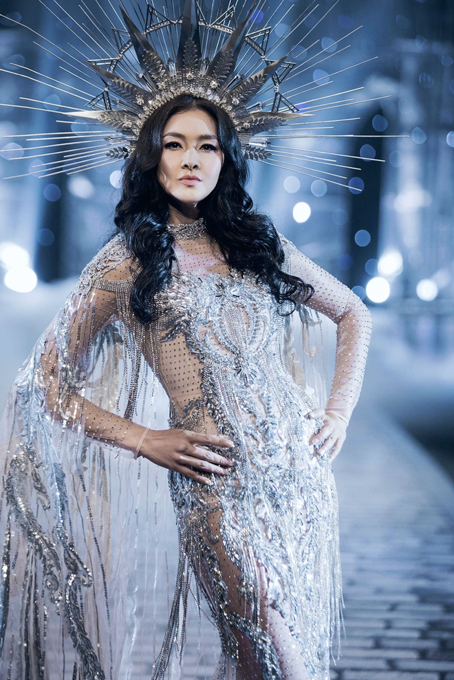 Ba chiếc váy 'nữ thần' của Thùy Tiên trong ngày đầu ở Indonesia - Ngôi sao