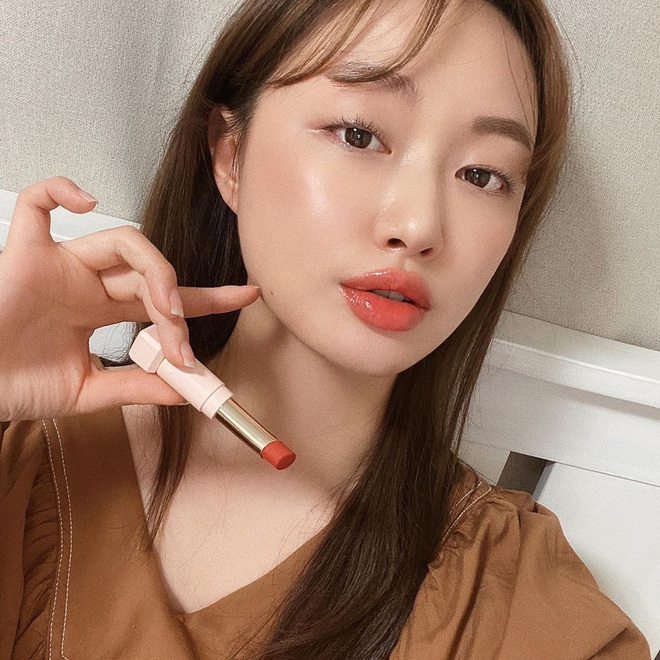 Học Irene (Red Velvet) 2 chiêu makeup đang hot tại Hàn Quốc để đẹp long lanh trong mùa lễ hội cuối năm - Ảnh 6.