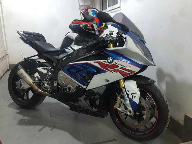 TP. HCM: Nhóm đạo chích đột nhập nhà dân trộm siêu mô tô BMW S1000RR trị giá hơn nửa tỷ đồng - Ảnh 3.