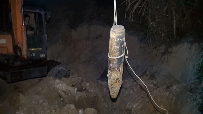Ph&aacute;t hiện quả bom nặng gần 230 kg tại Quảng Ninh  - Ảnh 2.