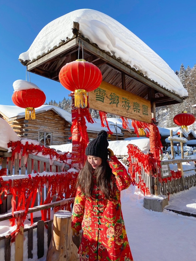 Lạnh -30 độ C nhưng thành phố tuyết trắng của Trung Quốc vẫn trở thành địa điểm du lịch “hot”, nhìn ảnh thôi cũng đủ “buốt thấu xương” rồi! - Ảnh 7.