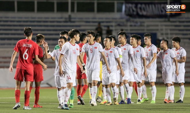 HLV Singapore tự hào khiến U22 Việt Nam bế tắc, dù thua vẫn khẳng định đây là trận hay nhất của đội từ đầu SEA Games 30 - Ảnh 1.