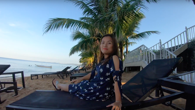 “Thương” nhất bé Sa trong vlog mới của mẹ Quỳnh Trần: Ra Phú Quốc cả ngày chỉ ăn mì, đến bữa ăn hải sản thì lăn đùng ra ngủ - Ảnh 1.