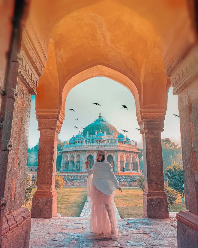 Loạt hình du lịch Ấn Độ của vợ chồng Minh Nhựa lại bị dân tình soi ra dùng app ghép mây trời - cánh chim, chỉnh màu thì quá “gắt” - Ảnh 9.