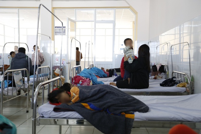 Lâm Đồng: Gần 60 trẻ em nhập viện sau khi dùng đồ ăn từ thiện - Ảnh 4.