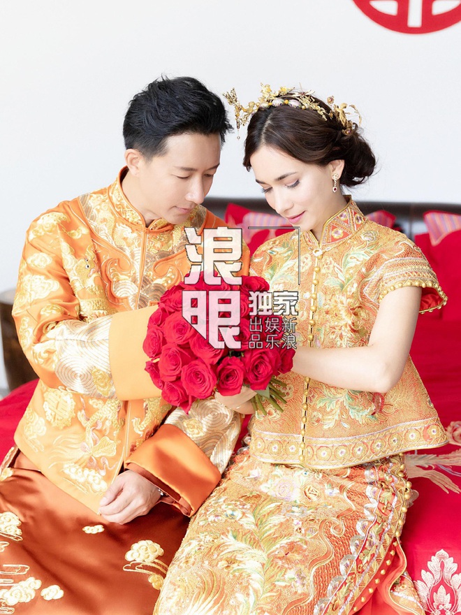 Hôn lễ nhắng nhất Cbiz: Hankyung và mỹ nhân lai Lư Tĩnh San khoá môi cực ngọt, video cưới bùng nổ cả Weibo - Ảnh 11.