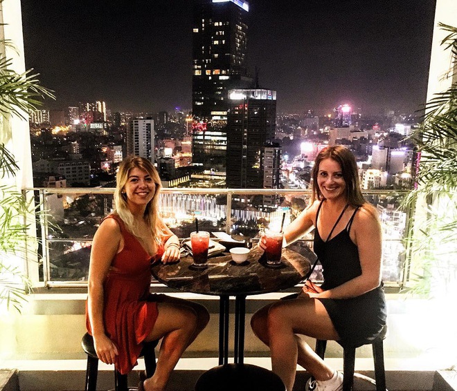 10 quán cafe bar view đẹp cho hội Sài Gòn tha hồ “quẩy” countdown 2020, ngắm pháo hoa đón năm mới ở đây thì còn gì tuyệt hơn! - Ảnh 18.