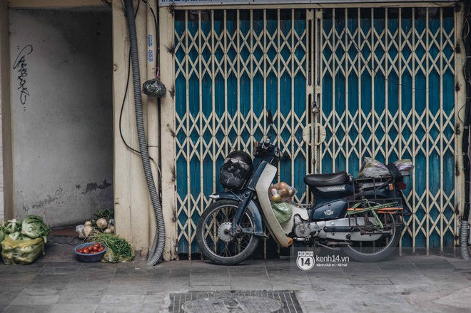 Hà Nội ngày cuối cùng của thập niên: Cảnh vật vẫn như mọi ngày, có chăng khác biệt thì là ở mỗi người mà thôi! - Ảnh 9.