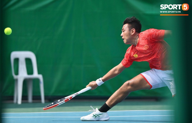 Khoảnh khắc ấn tượng SEA Games: Người h&ugrave;ng phấn kh&iacute;ch tột độ khi gi&agrave;nh tấm HCV đầu ti&ecirc;n trong lịch sử cho quần vợt Việt Nam - Ảnh 3.