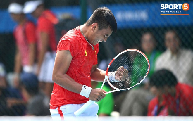 Khoảnh khắc ấn tượng SEA Games: Người h&ugrave;ng phấn kh&iacute;ch tột độ khi gi&agrave;nh tấm HCV đầu ti&ecirc;n trong lịch sử cho quần vợt Việt Nam - Ảnh 4.