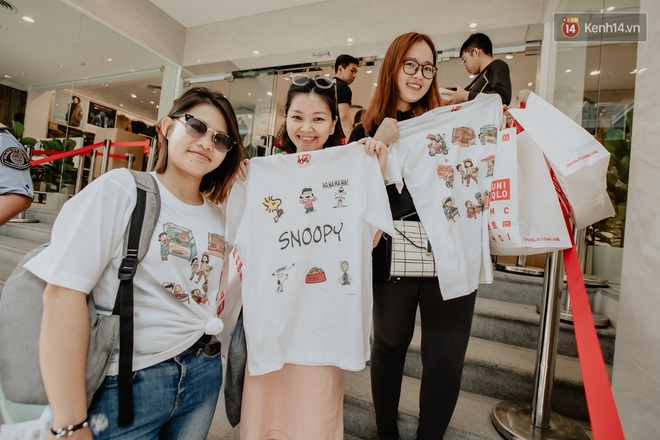 Các tín đồ Sài thành shopping tại UNIQLO sáng nay: Bill vài ba triệu là bình thường, khen nức nở nhưng vẫn có góp ý cho thương hiệu Nhật - Ảnh 6.