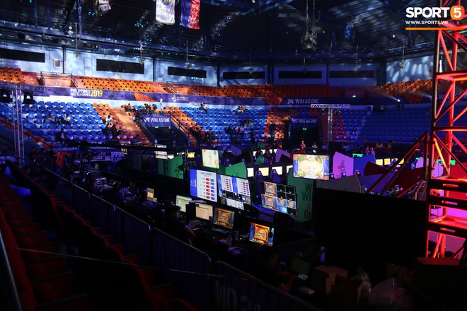 Khám phá địa điểm thi đấu Esports: Xứng đáng nhận danh hiệu hoành tráng nhất SEA Games 30 nhưng lại không hề có khán giả - Ảnh 2.