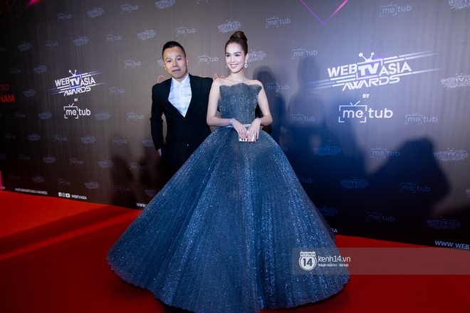 Thảm đỏ WebTVAsia Awards 2019: Nhã Phương, Chi Pu đồng loạt khoe vai thon gợi cảm, cùng dàn nghệ sĩ châu Á tự tin khoe sắc - Ảnh 5.